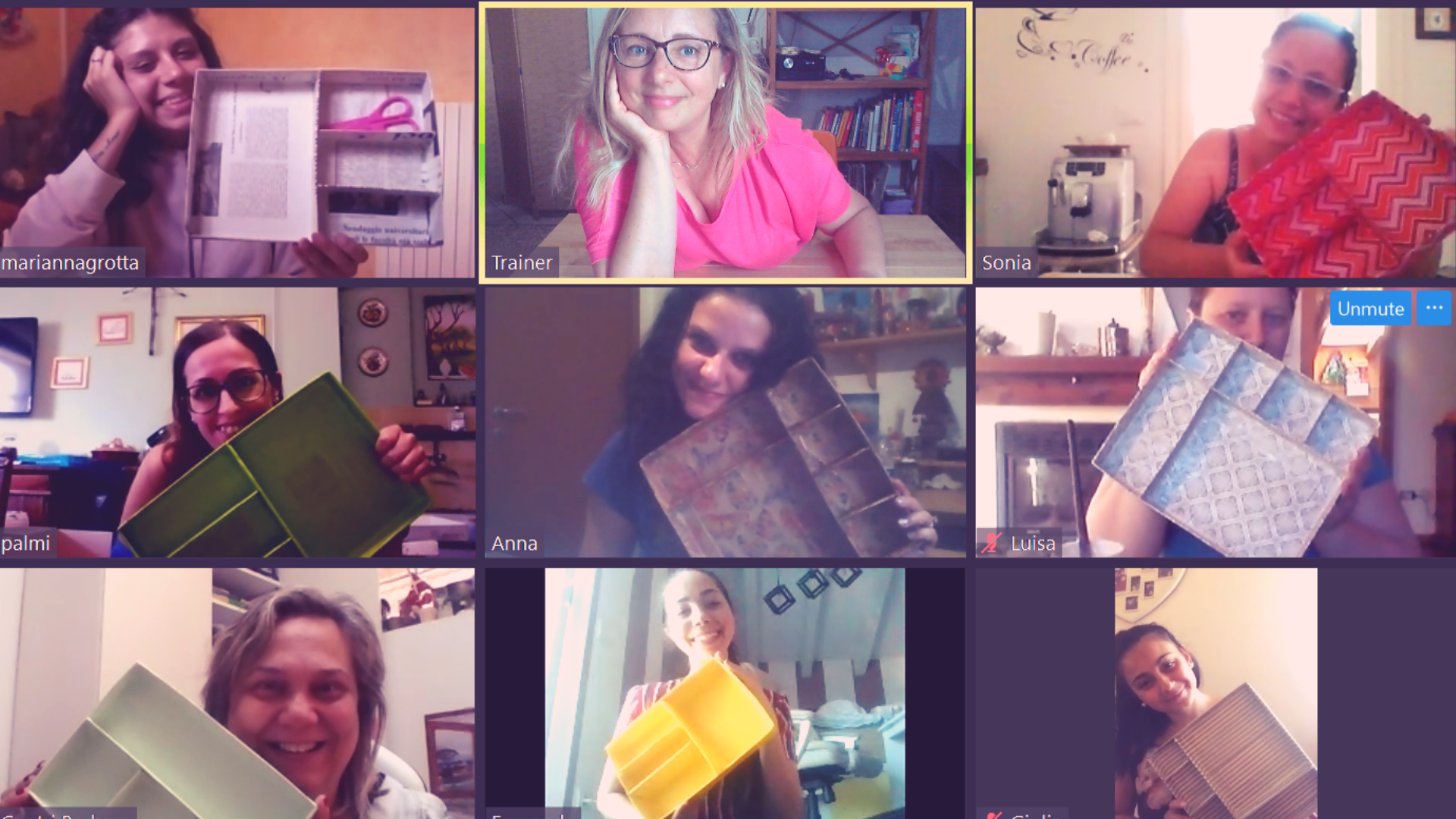 Dal mio ruolo di Formatrice e FamilyCoach Montessori nasce finalmente anche la Scuola di Formazione per Babysitter Montessori. Un progetto che in questo particolare periodo prende forma con una formazione tutta online, per rispondere alle numerose richies scuola babysitter montessori 2 edizione